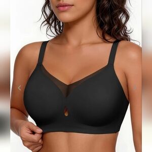 Popilush Seamless Breathable Contour Plunge Bra